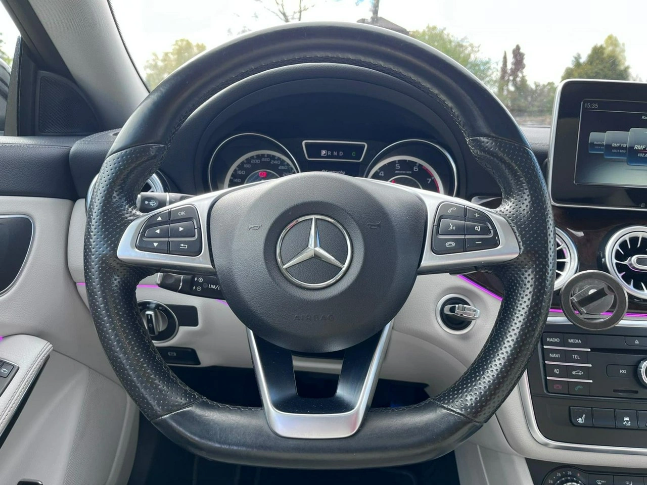 Mercedes CLA 45 AMG - Zdjęcie 22