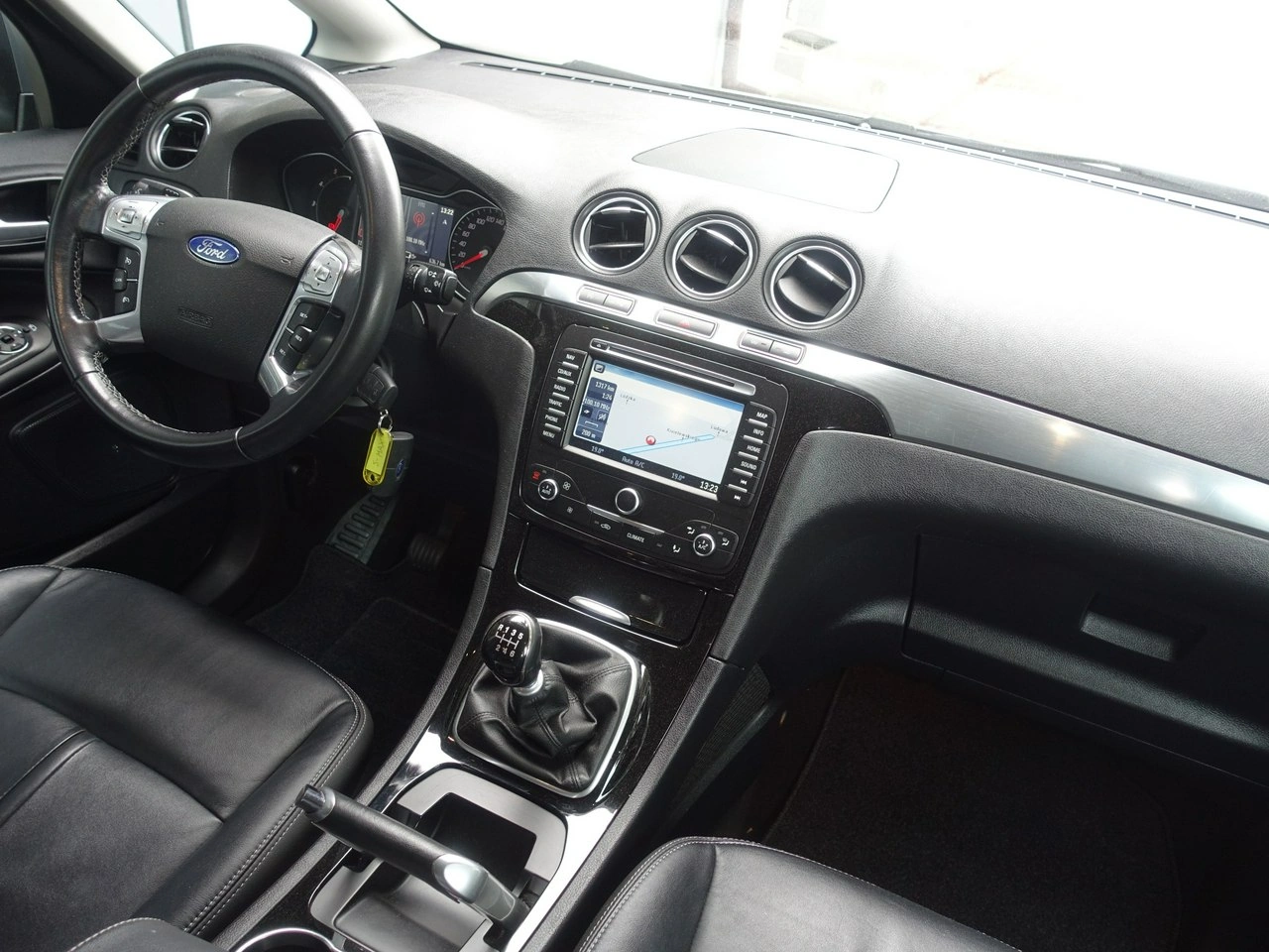 Ford S-Max - Zdjęcie 11