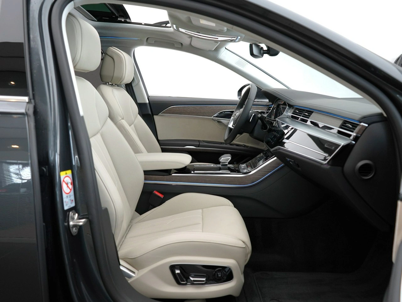 Audi A8 - Zdjęcie 27