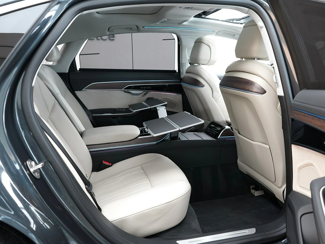 Audi A8 - Zdjęcie 30