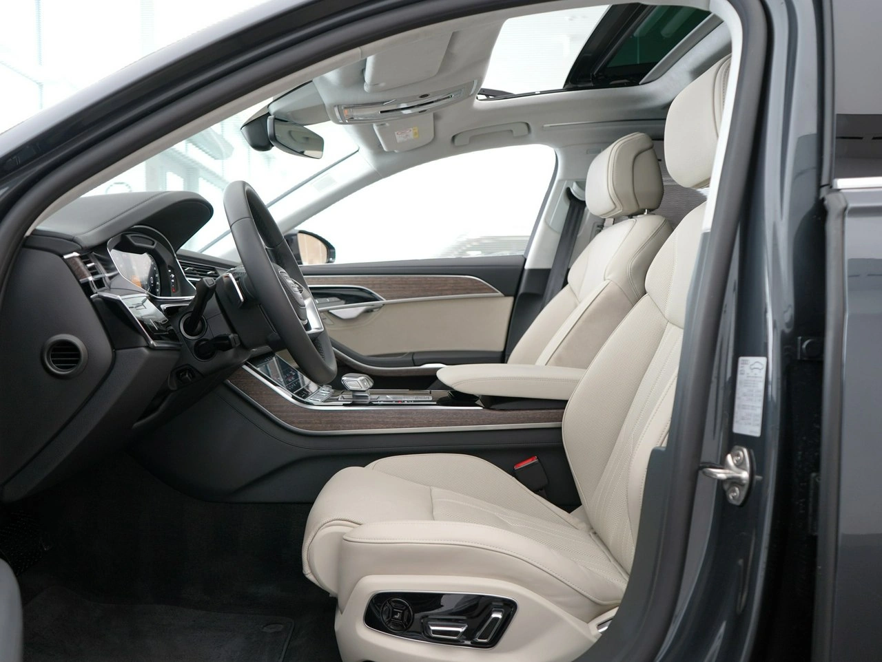 Audi A8 - Zdjęcie 15
