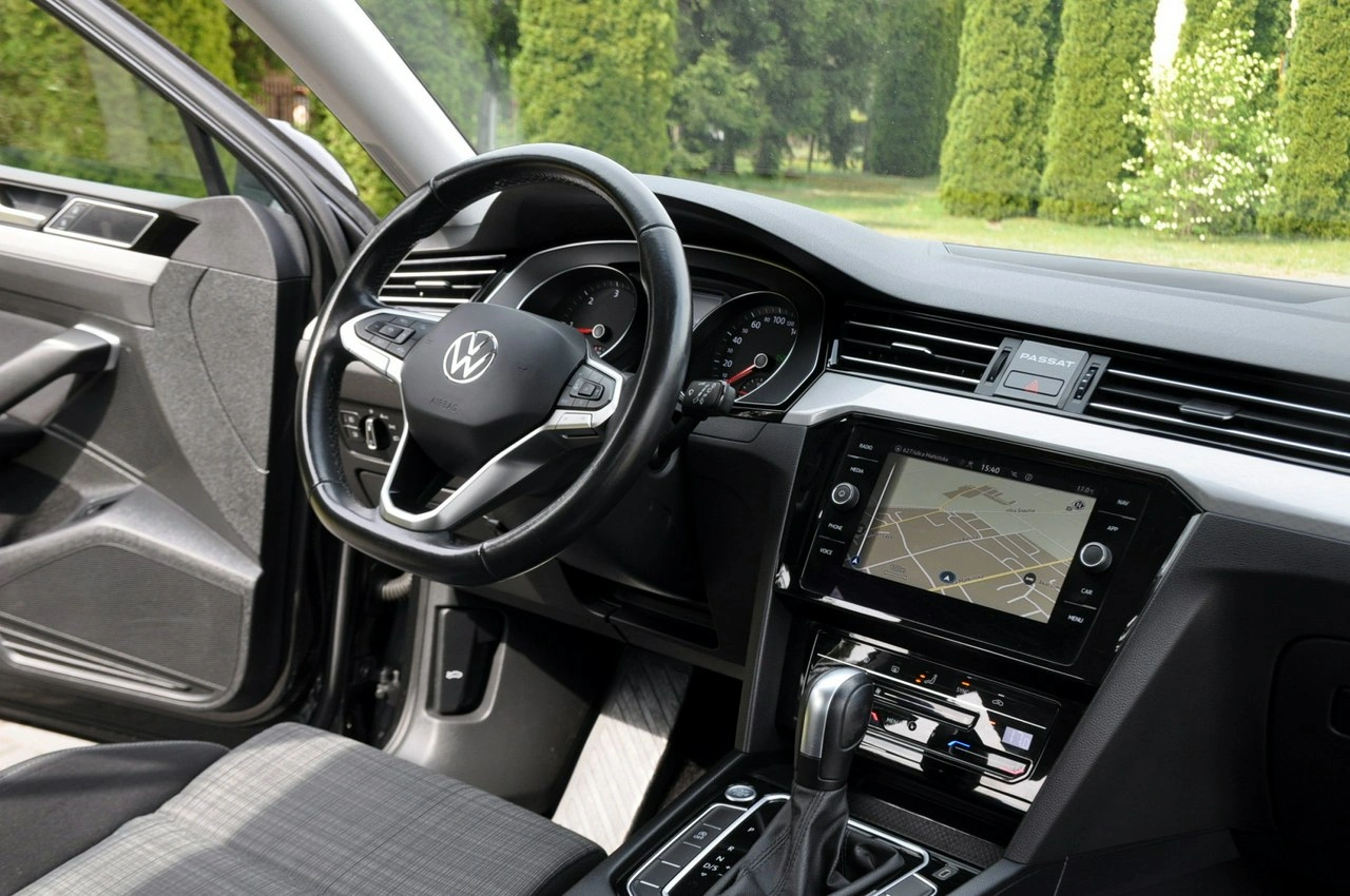 Volkswagen Passat Variant - Zdjęcie 26