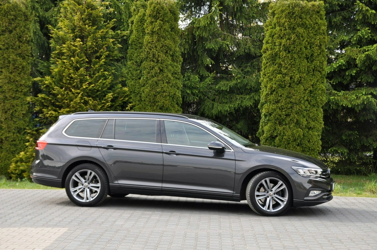 Volkswagen Passat Variant - Zdjęcie 3