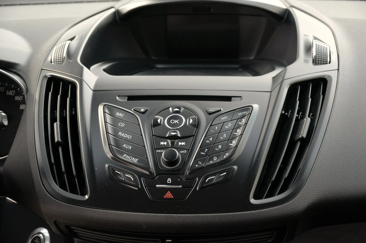 Ford Kuga - Zdjęcie 17