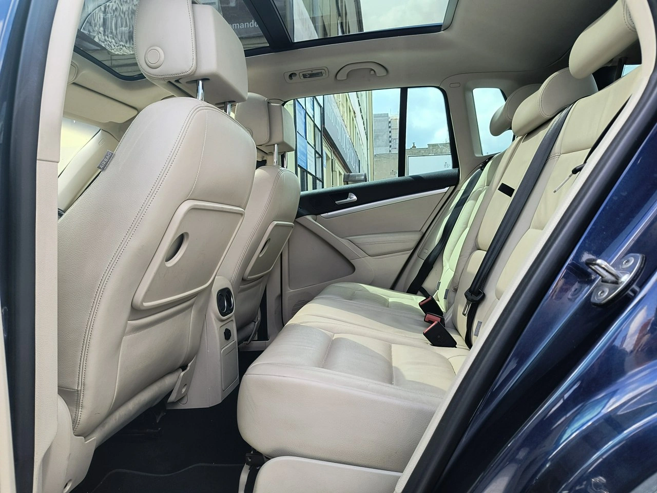 Volkswagen Tiguan - Zdjęcie 9