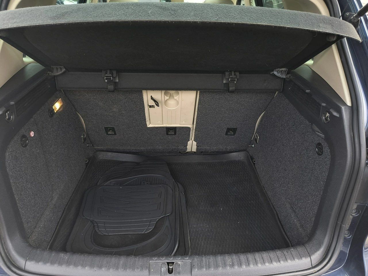Volkswagen Tiguan - Zdjęcie 23