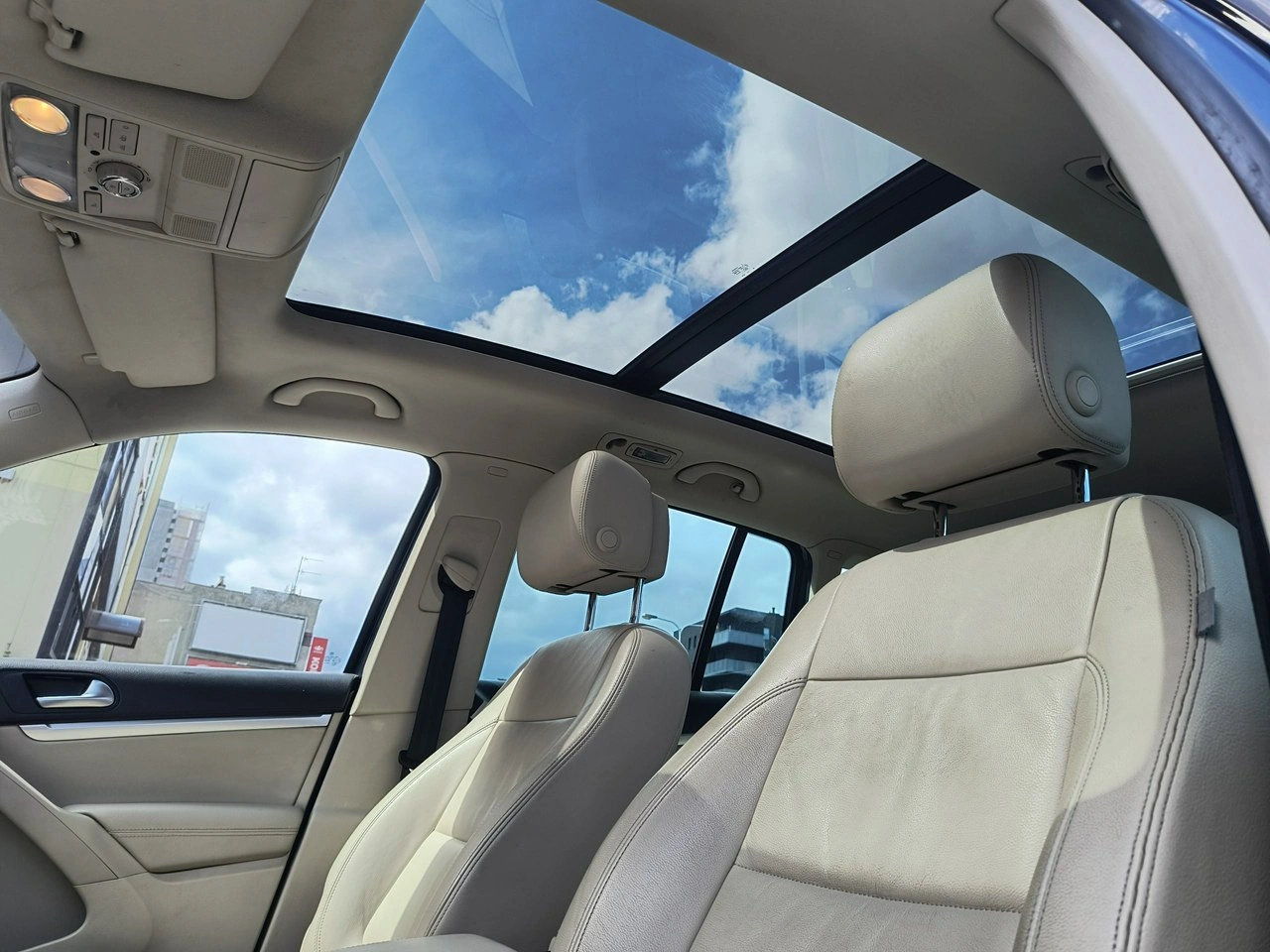 Volkswagen Tiguan - Zdjęcie 8