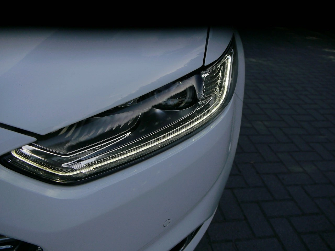 Ford Mondeo - Zdjęcie 9