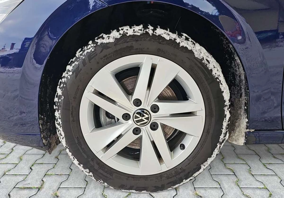 Volkswagen Golf - Zdjęcie 30