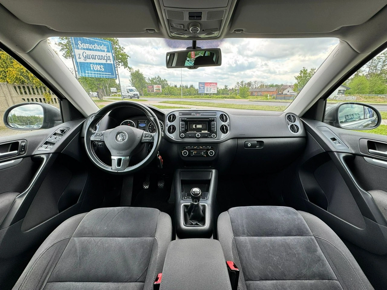 Volkswagen Tiguan - Zdjęcie 17