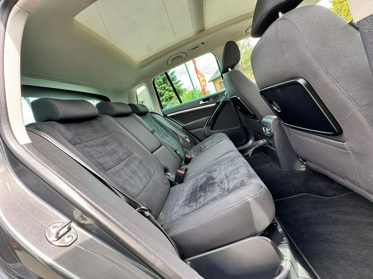 Volkswagen Tiguan - Zdjęcie 28