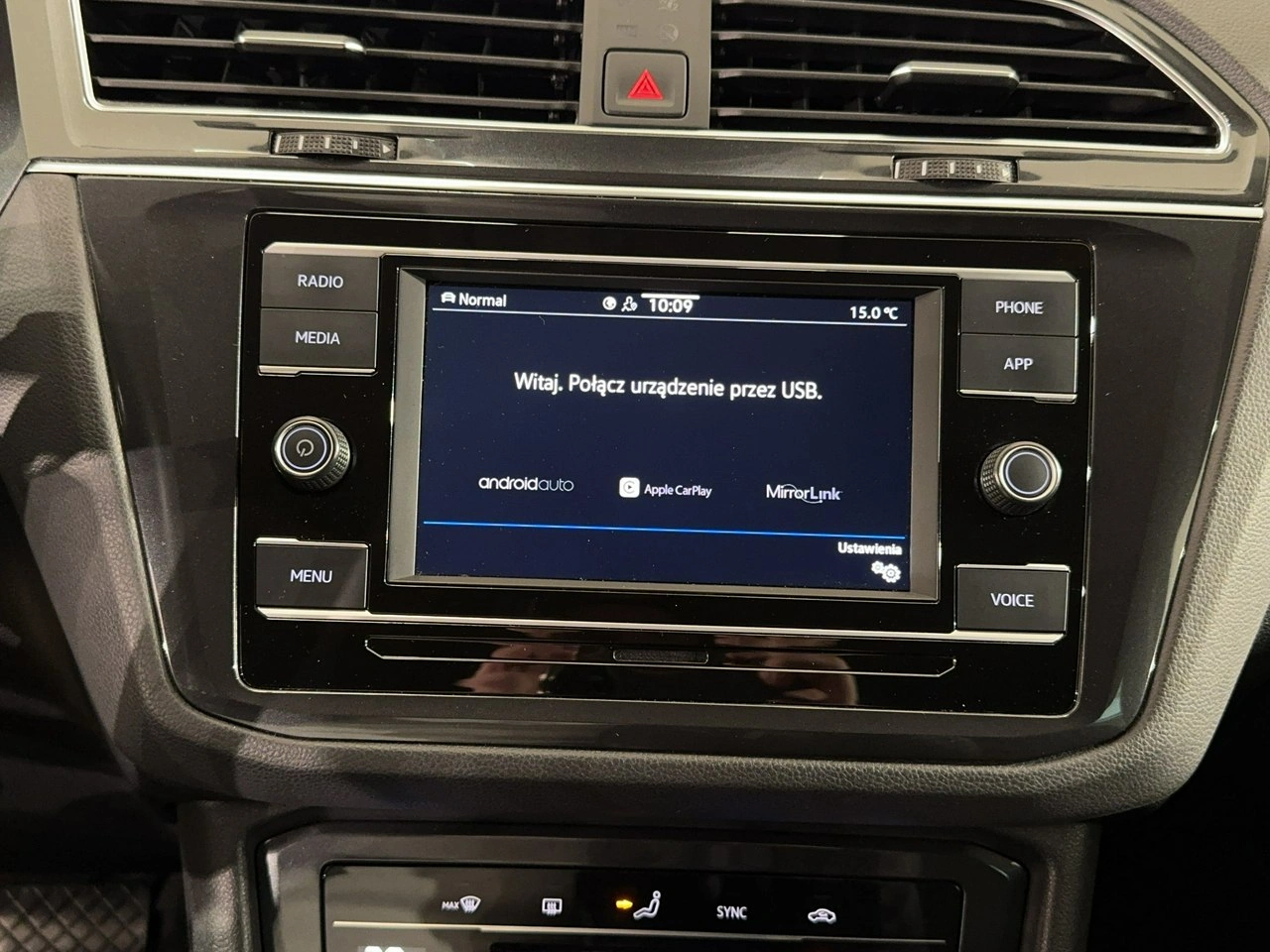 Volkswagen Tiguan - Zdjęcie 20
