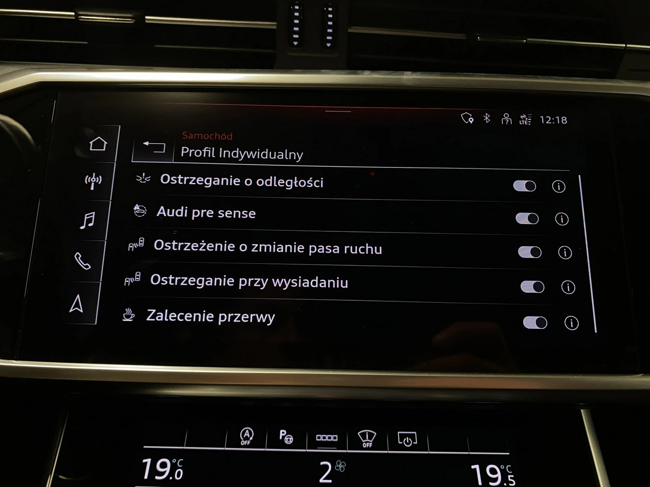 Audi A6 - Zdjęcie 42