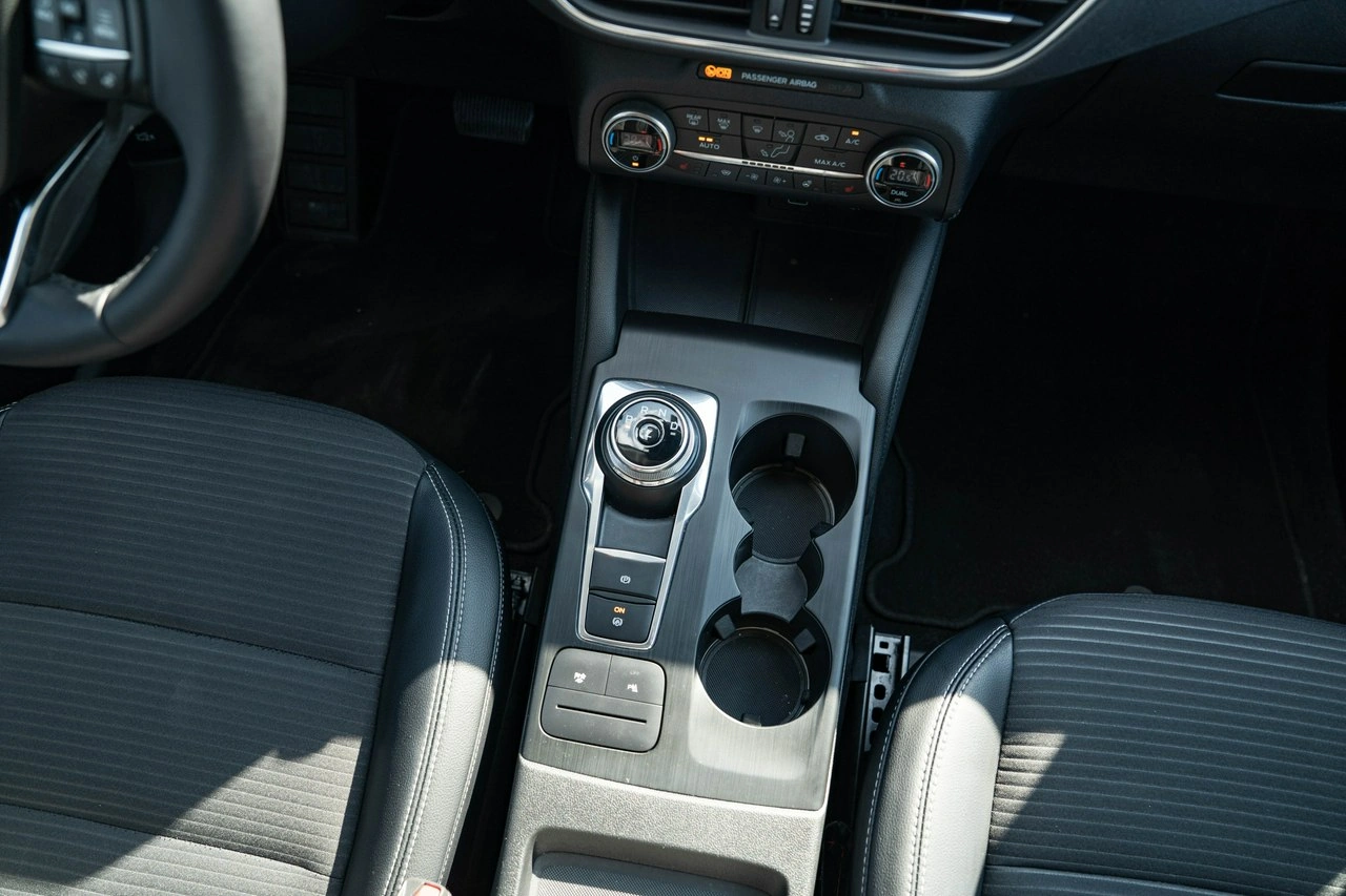 Ford Kuga - Zdjęcie 18