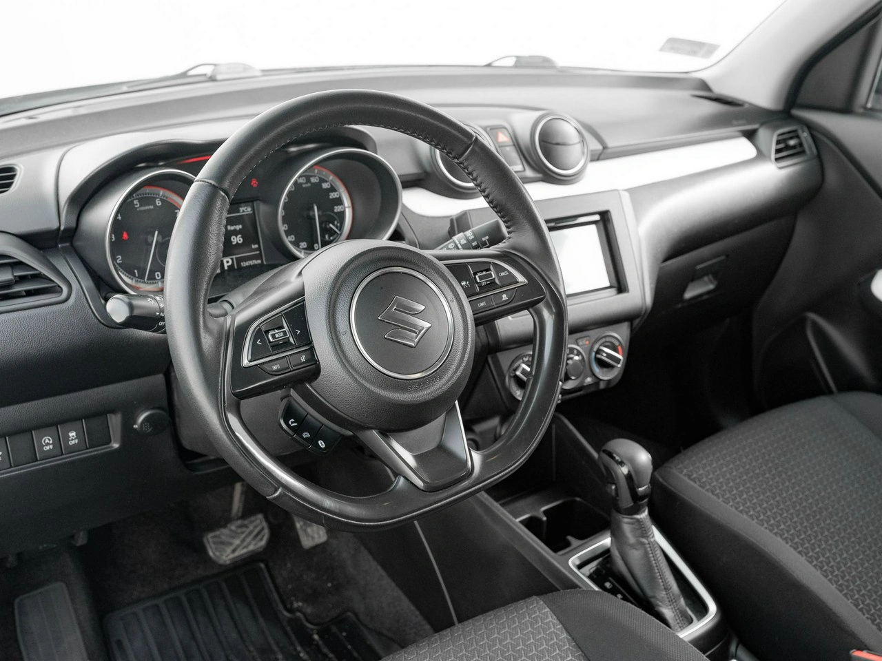 Suzuki Swift - Zdjęcie 5