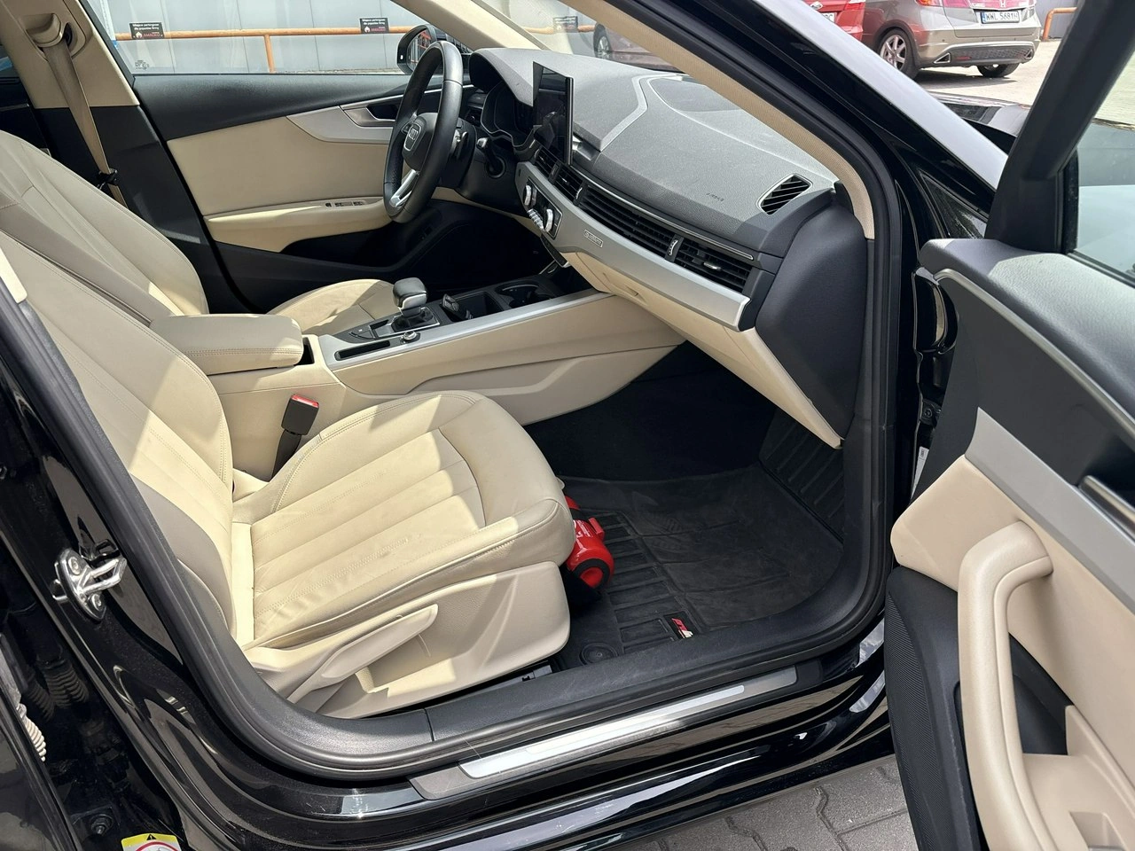 Audi A4 - Zdjęcie 16