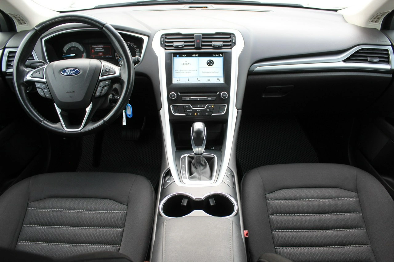 Ford Mondeo - Zdjęcie 9