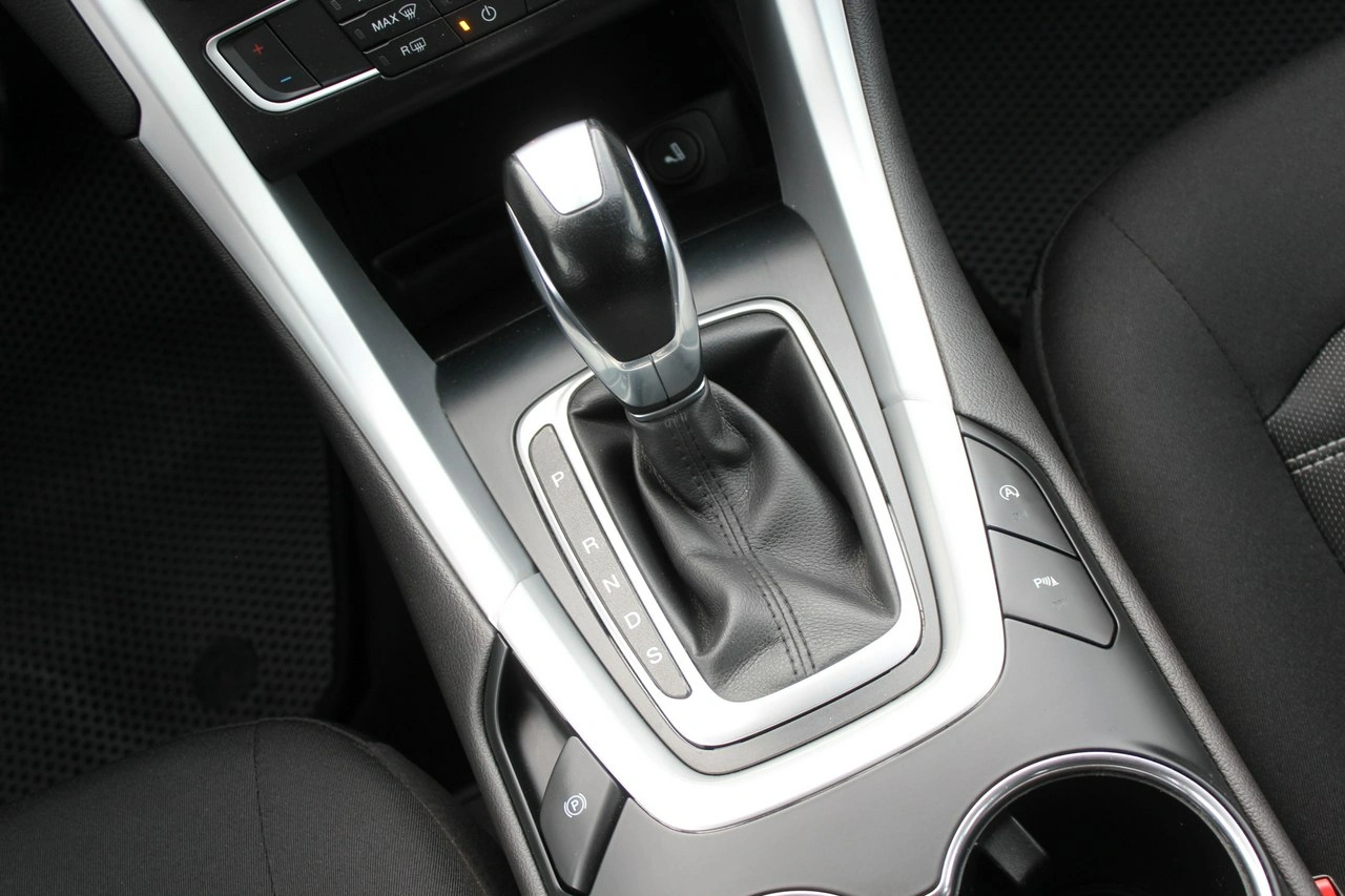 Ford Mondeo - Zdjęcie 15