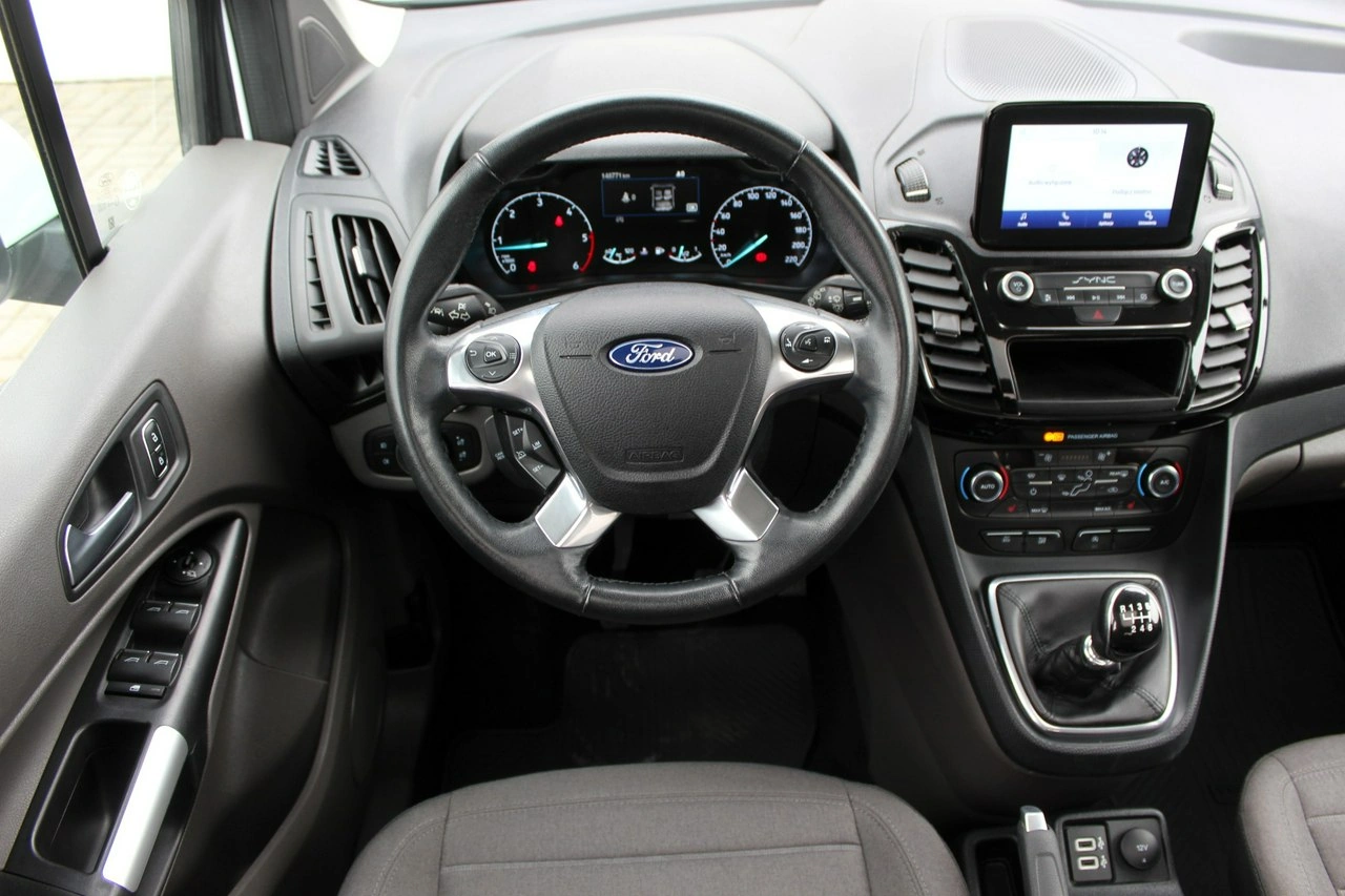 Ford Tourneo Connect - Zdjęcie 8