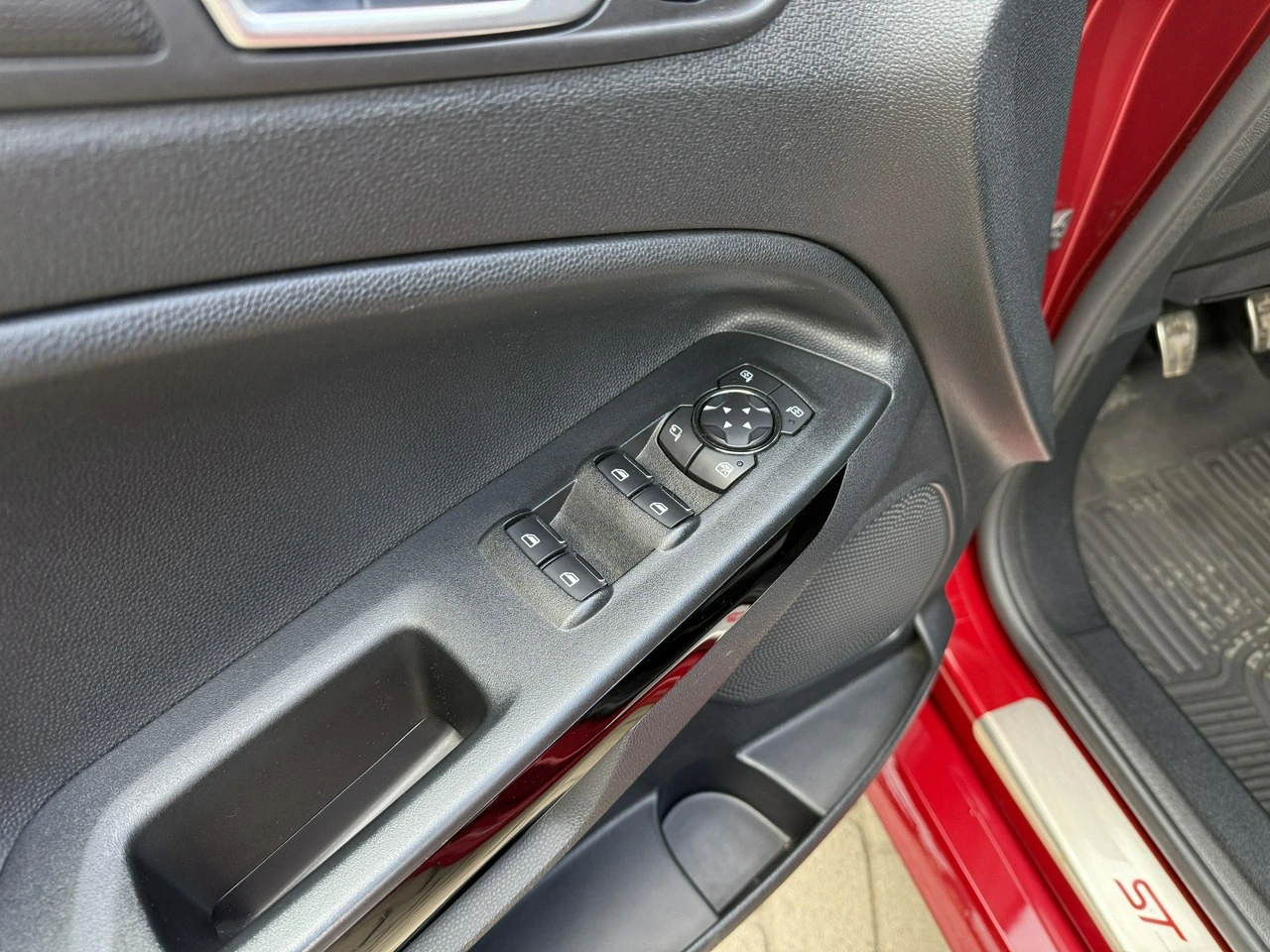 Ford EcoSport - Zdjęcie 17