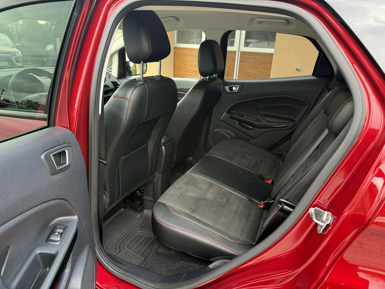 Ford EcoSport - Zdjęcie 25
