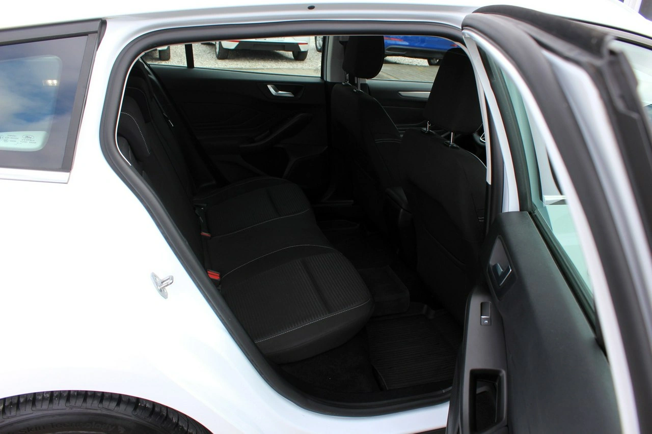 Ford Focus - Zdjęcie 12