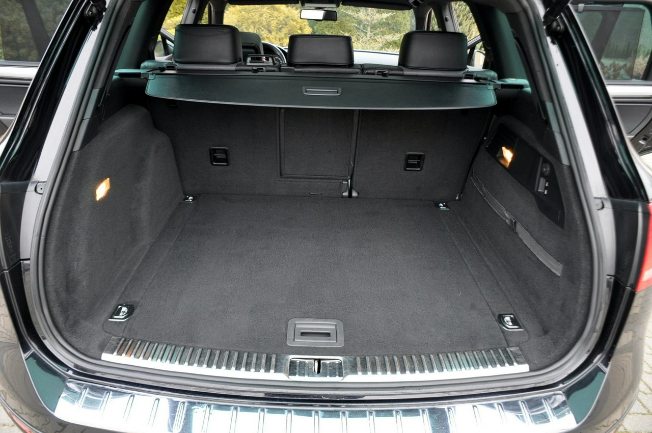 Volkswagen Touareg - Zdjęcie 38