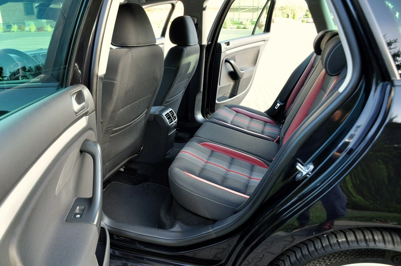 Volkswagen Golf - Zdjęcie 20