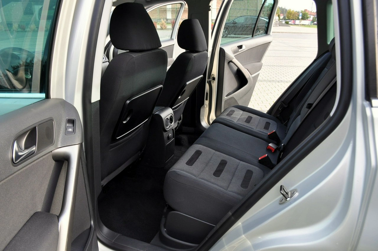 Volkswagen Tiguan - Zdjęcie 19
