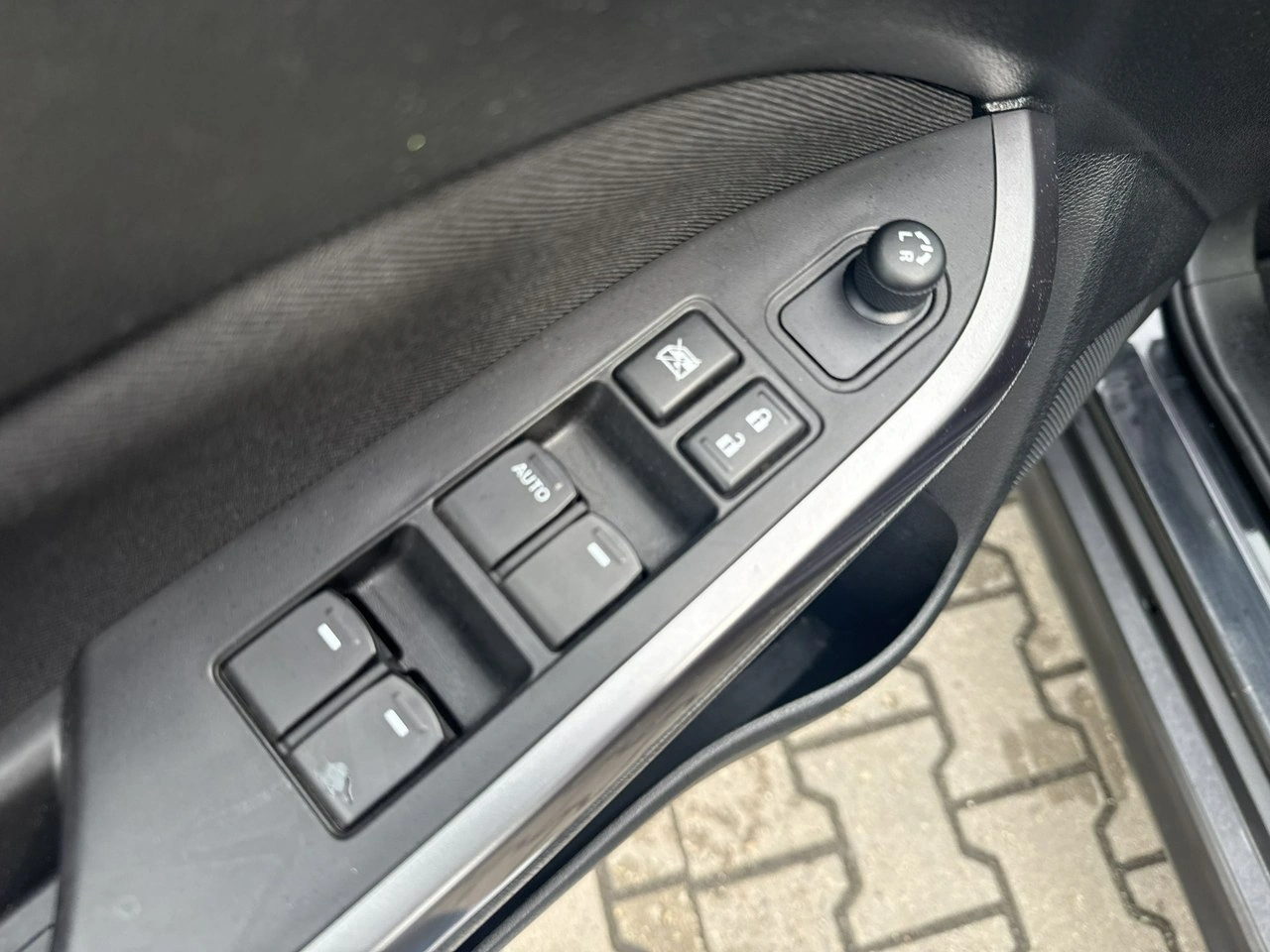 Suzuki Vitara - Zdjęcie 25