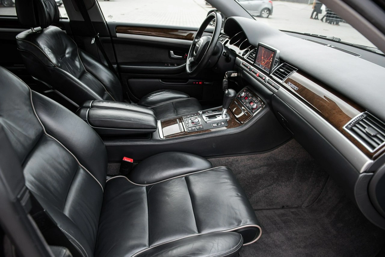 Audi A8 - Zdjęcie 9
