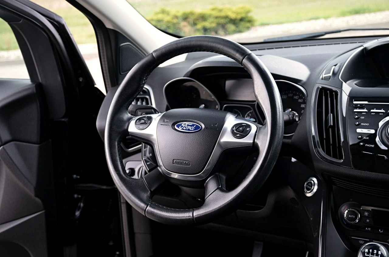 Ford Kuga - Zdjęcie 19
