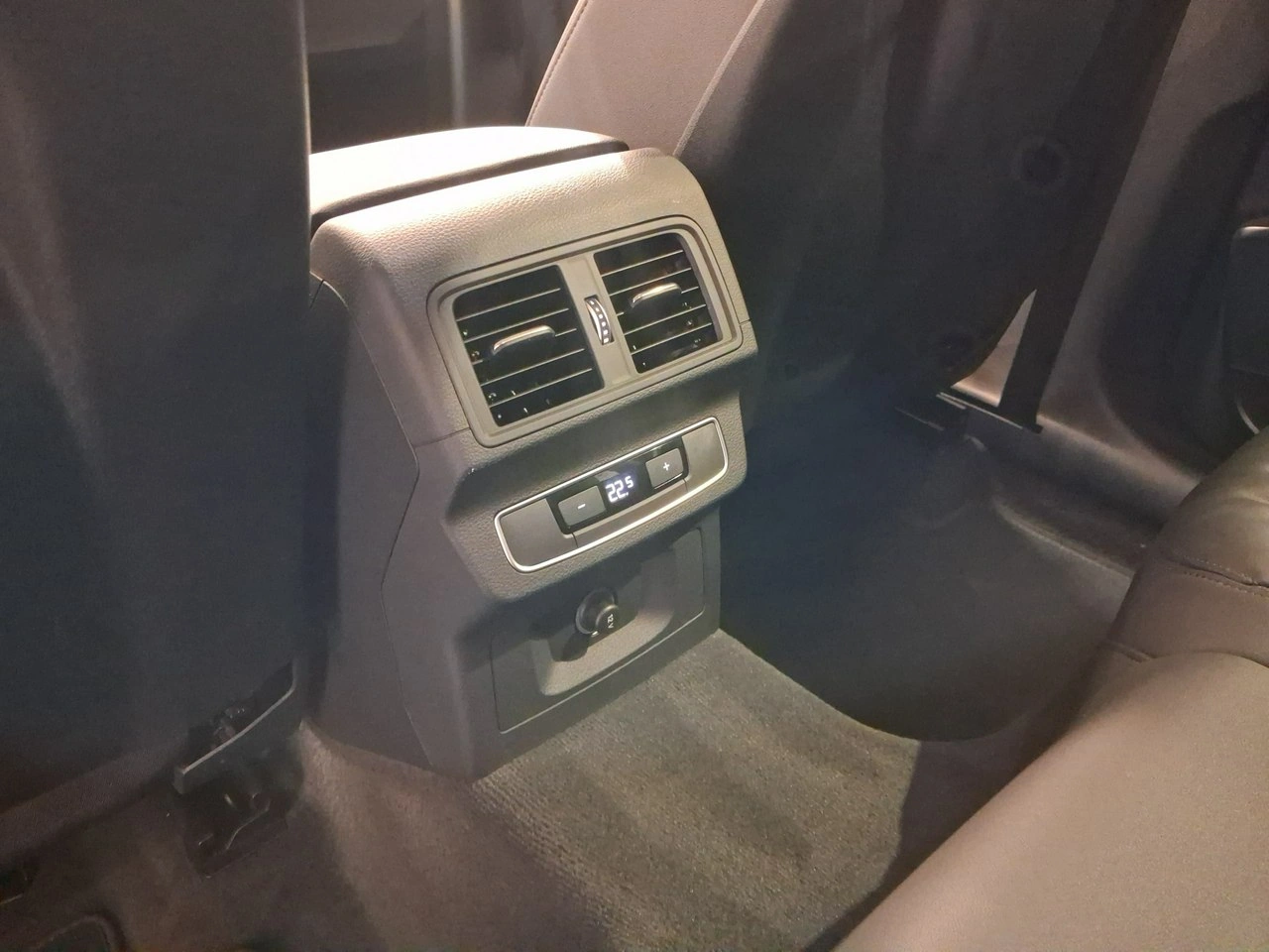Audi Q5 - Zdjęcie 10
