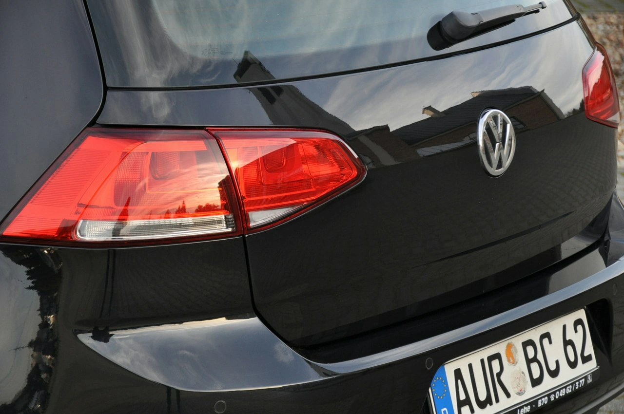 Volkswagen Golf - Zdjęcie 15
