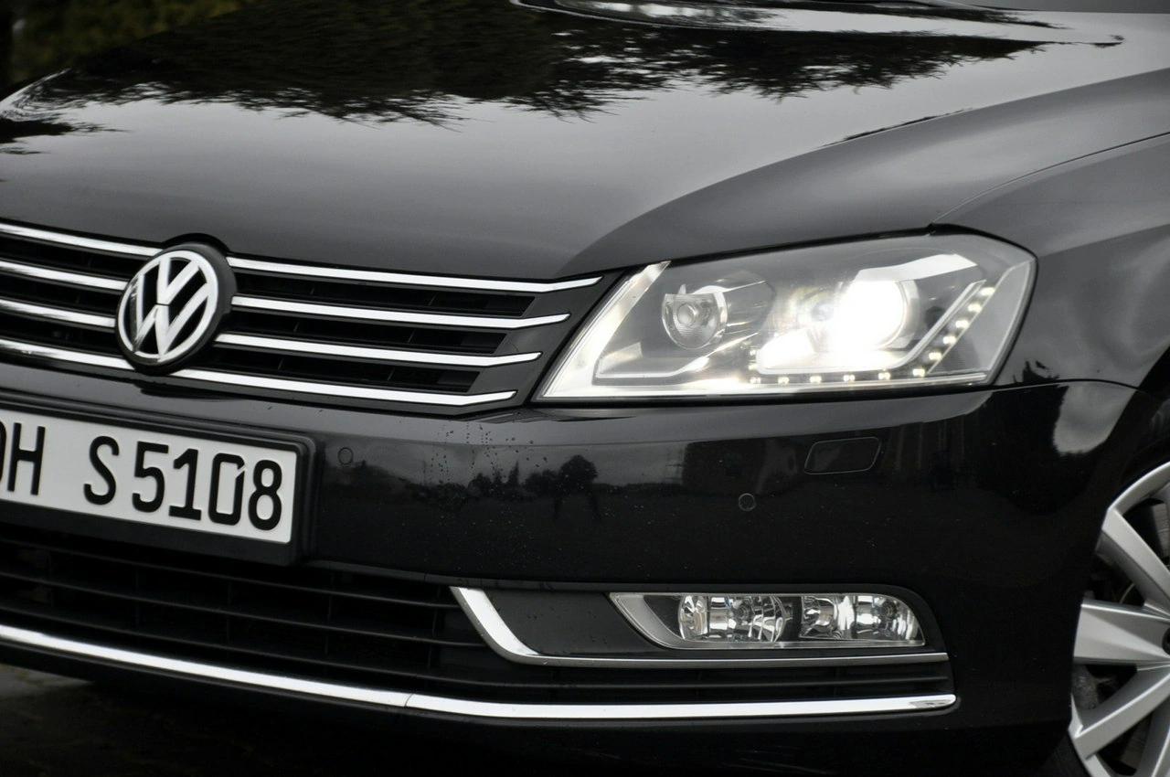 Volkswagen Passat - Zdjęcie 11