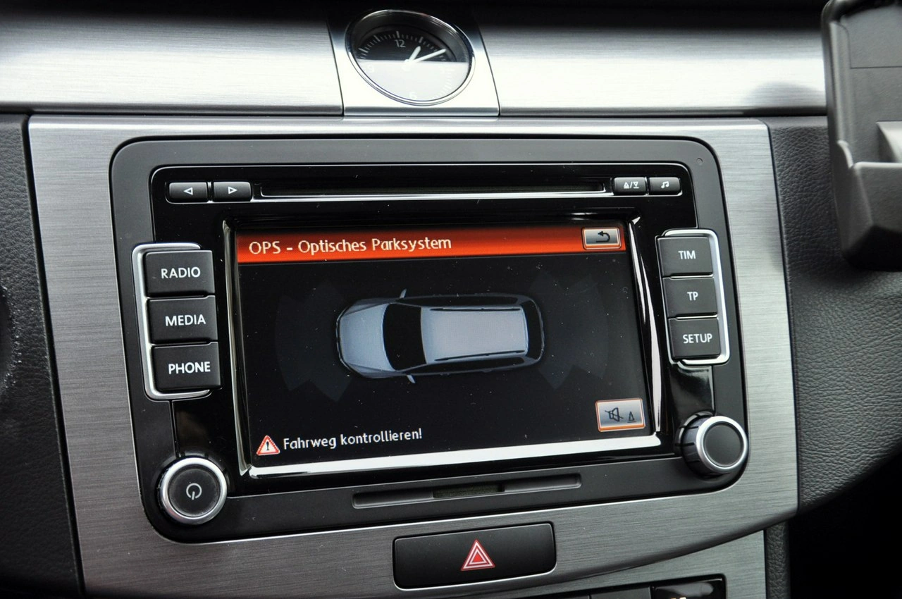 Volkswagen Passat - Zdjęcie 31