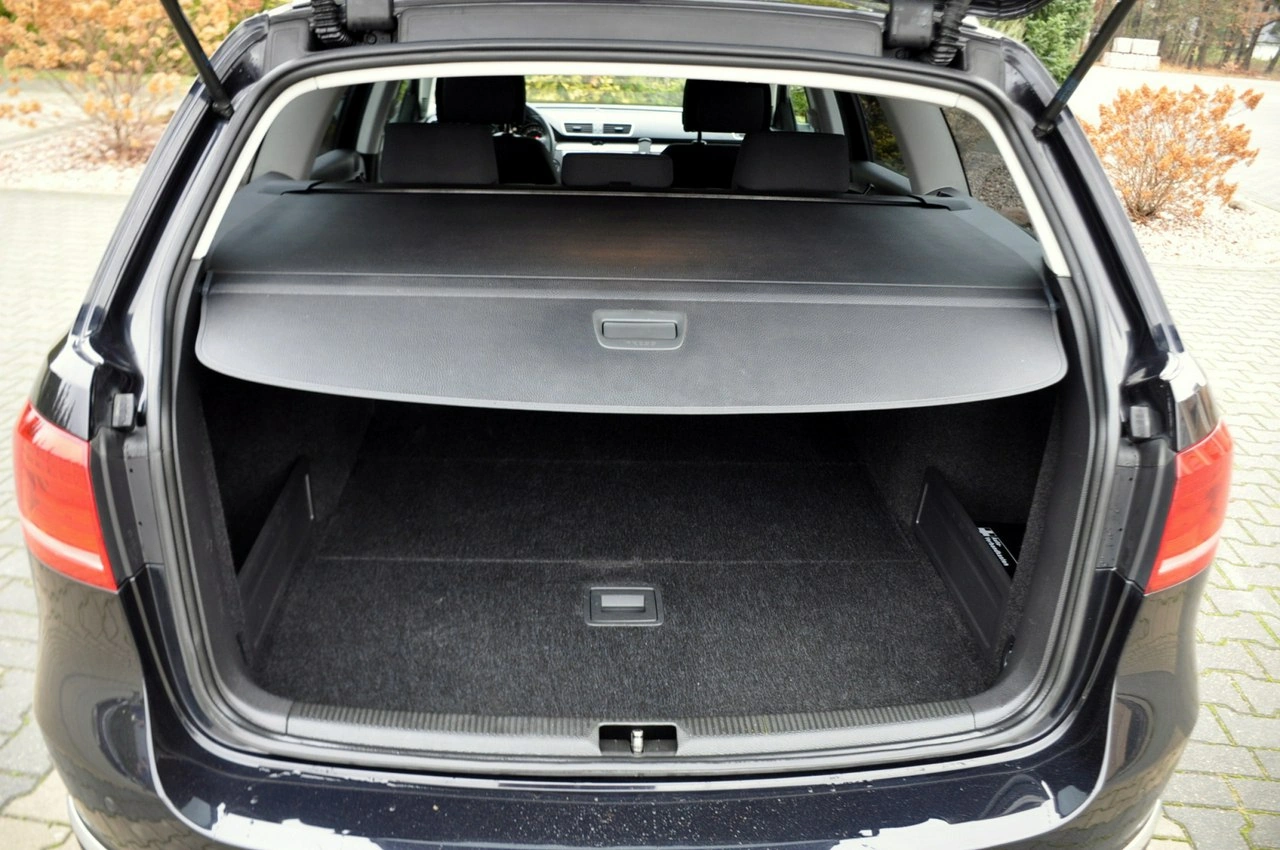 Volkswagen Passat - Zdjęcie 37