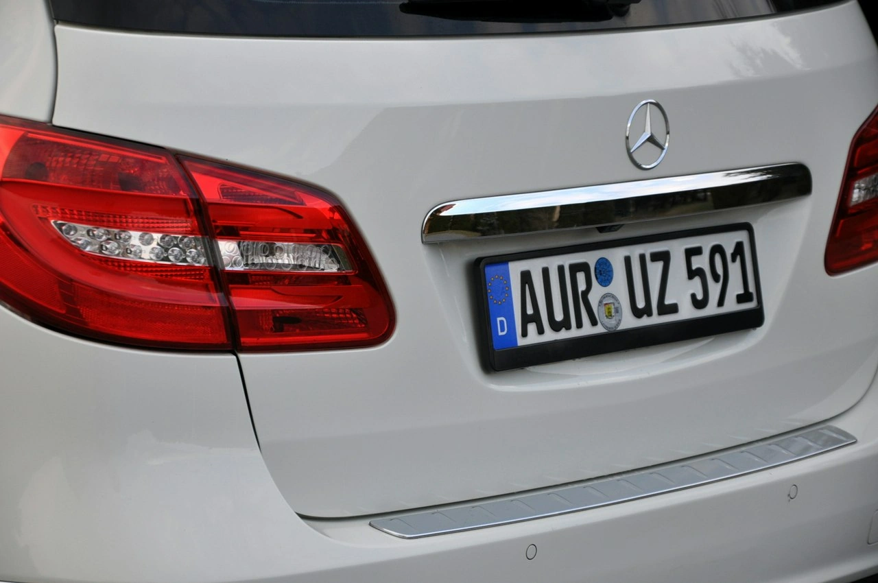 Mercedes B 220 - Zdjęcie 15