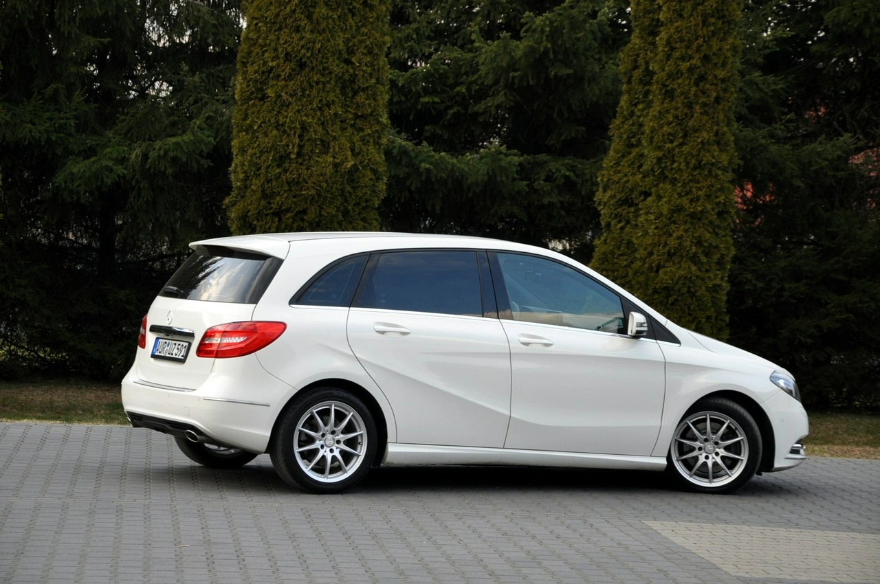 Mercedes B 220 - Zdjęcie 4