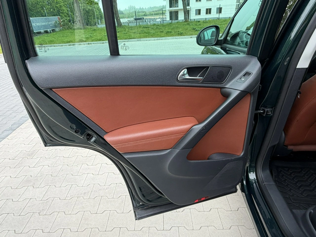 Volkswagen Tiguan - Zdjęcie 30