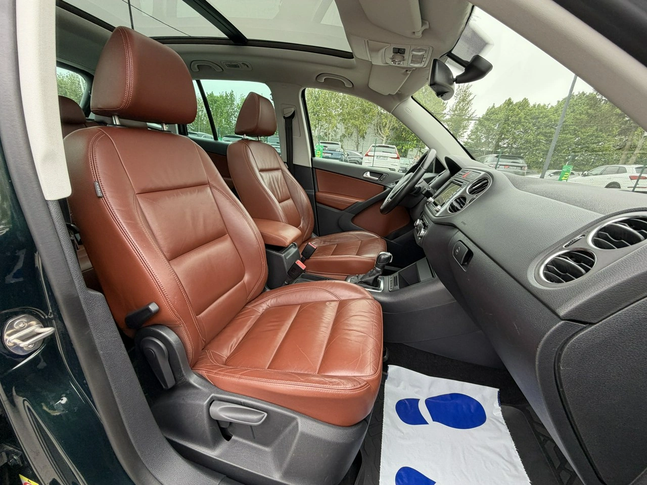 Volkswagen Tiguan - Zdjęcie 36