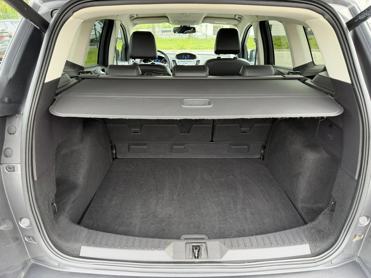 Ford Kuga - Zdjęcie 27