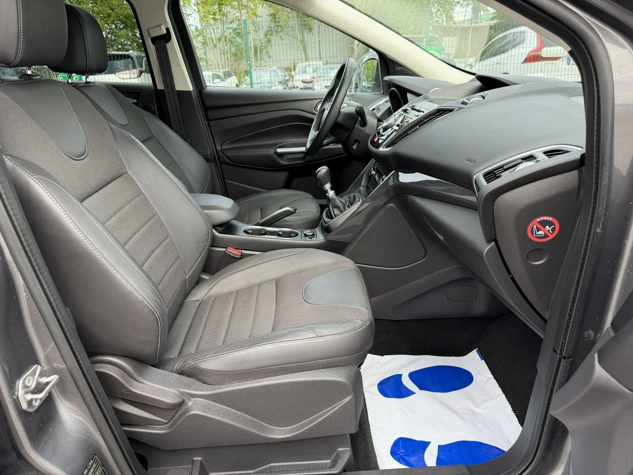 Ford Kuga - Zdjęcie 26