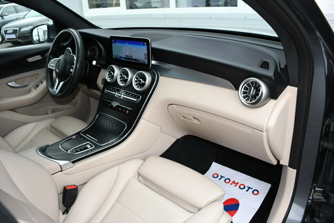 Mercedes GLC 200 - Zdjęcie 26