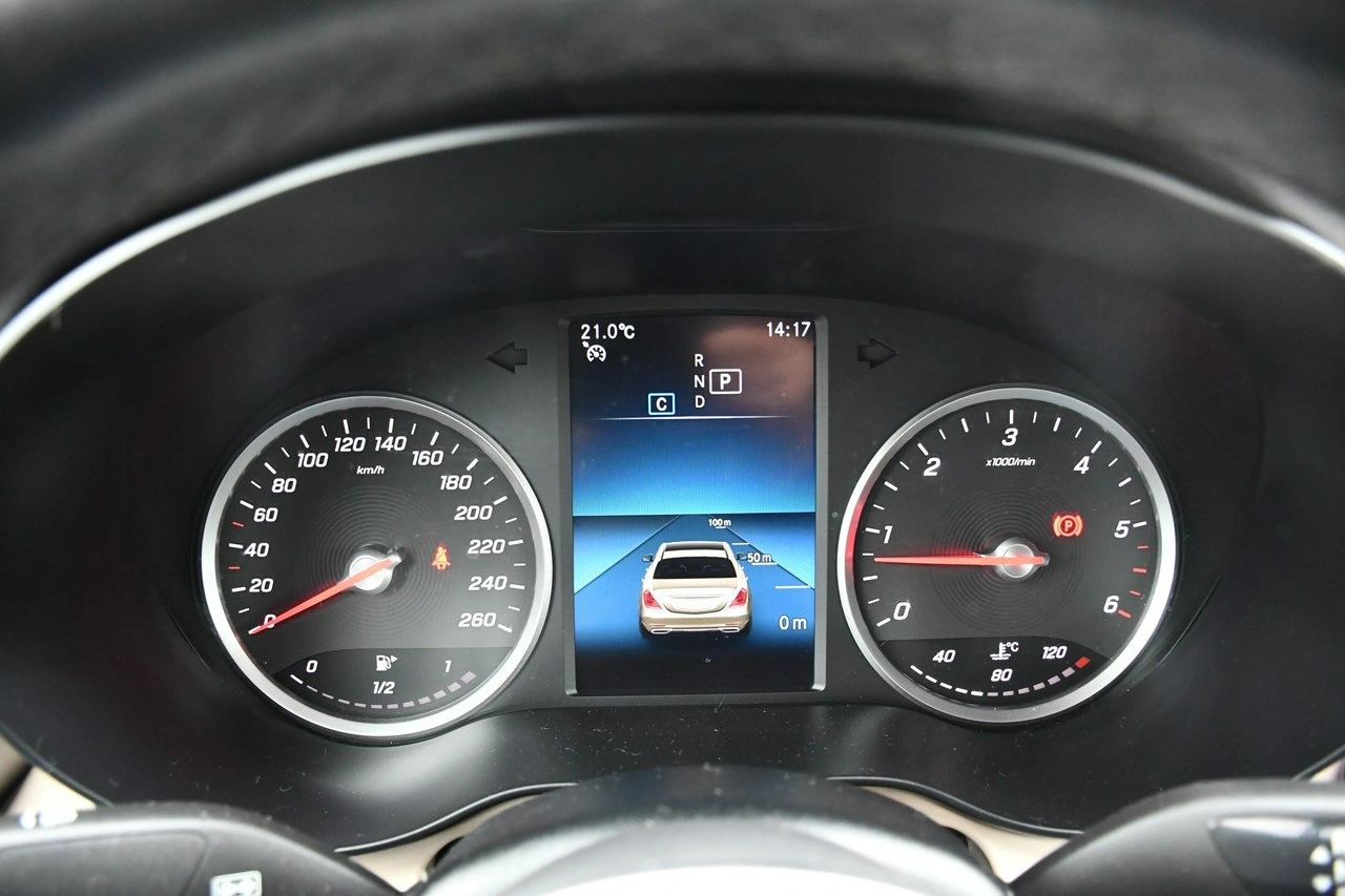 Mercedes GLC 200 - Zdjęcie 5