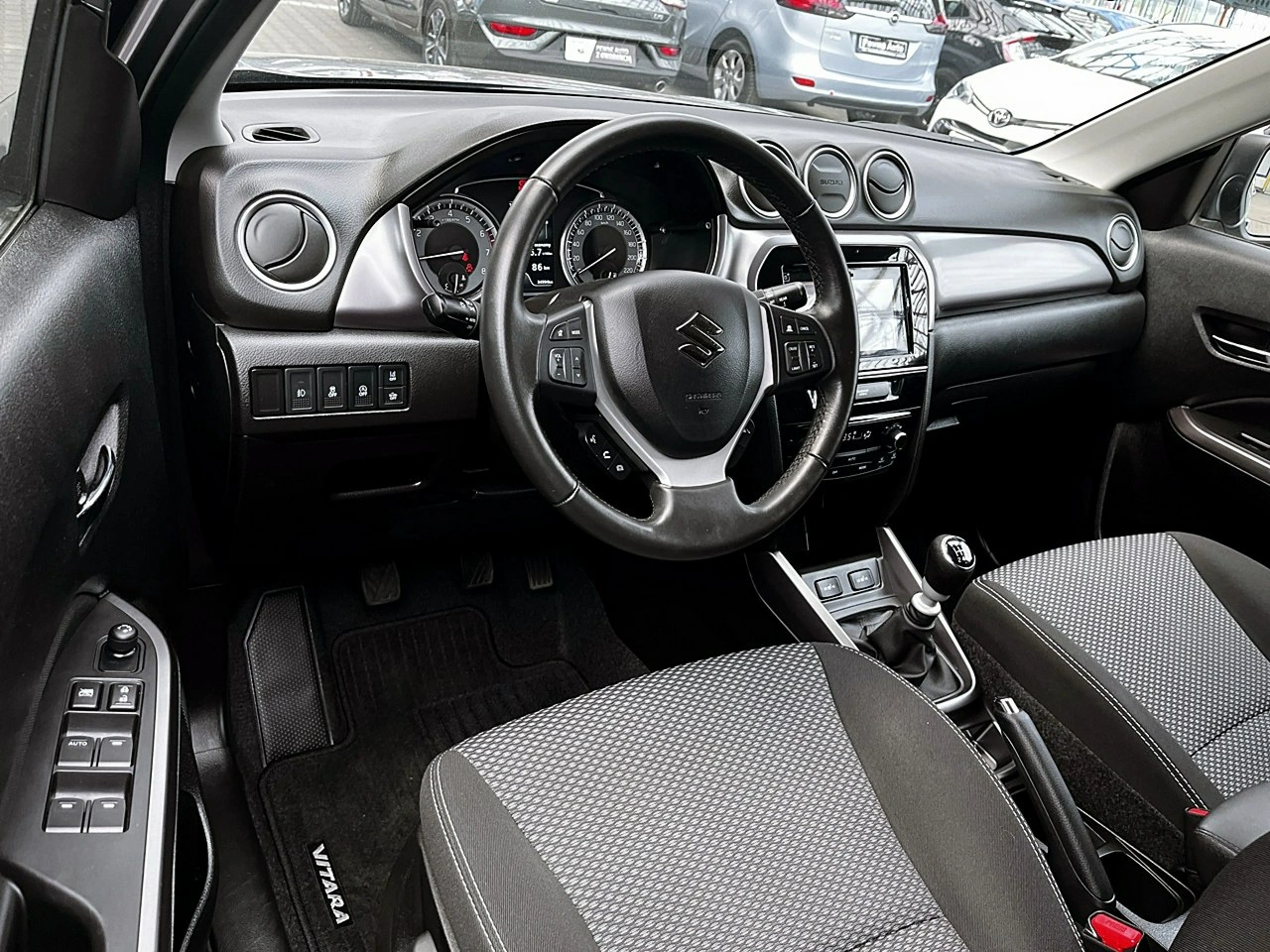Suzuki Vitara - Zdjęcie 15