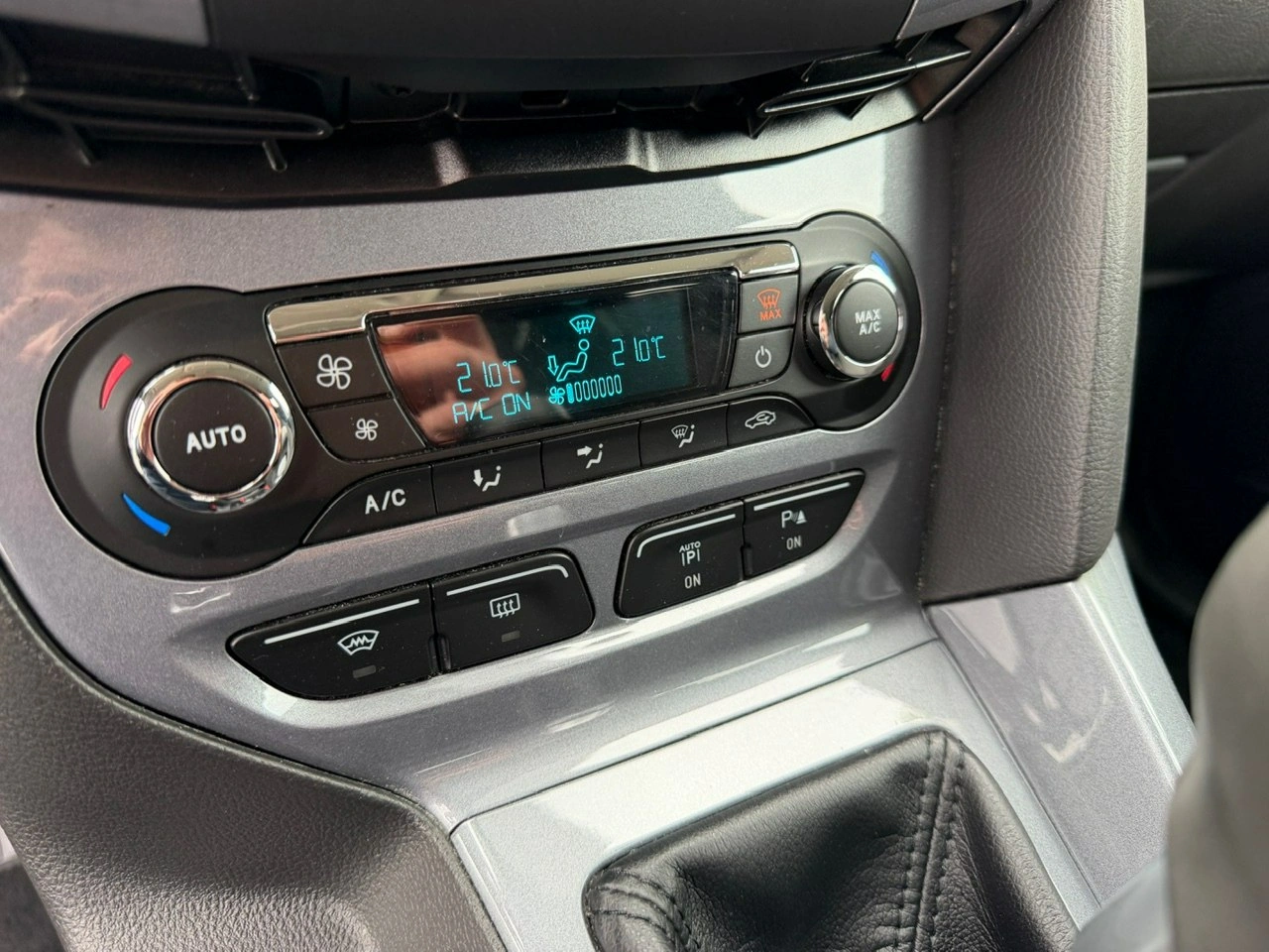 Ford Focus - Zdjęcie 21