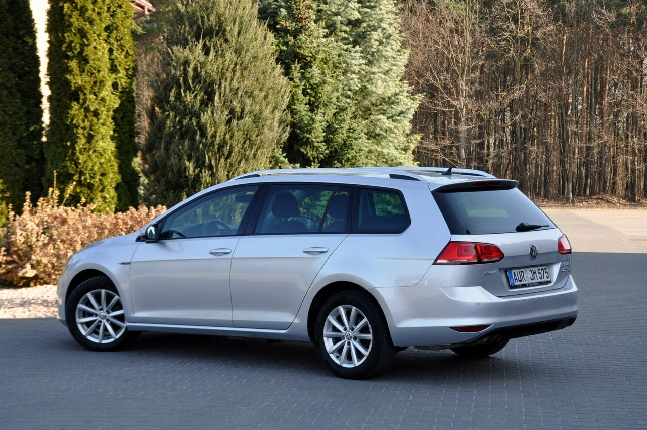 Volkswagen Golf - Zdjęcie 12