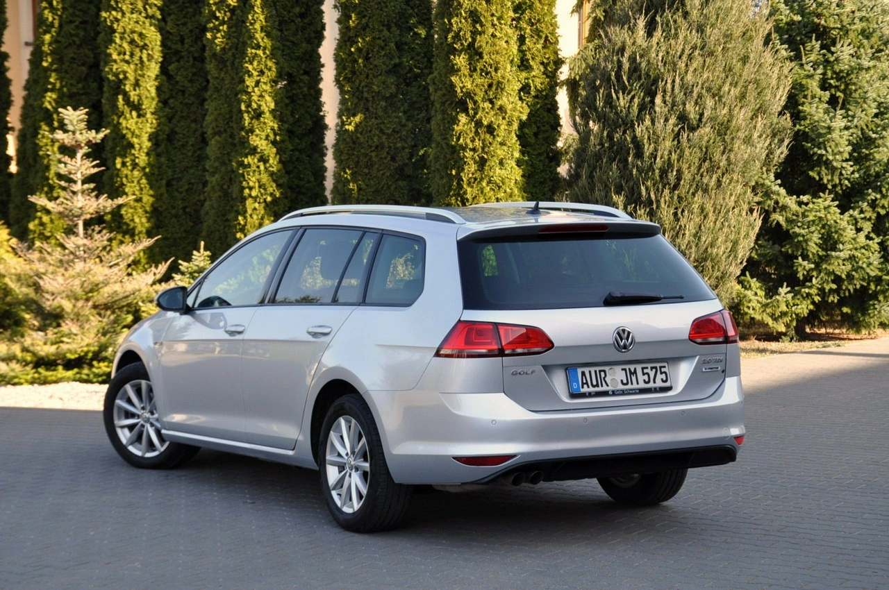 Volkswagen Golf - Zdjęcie 13