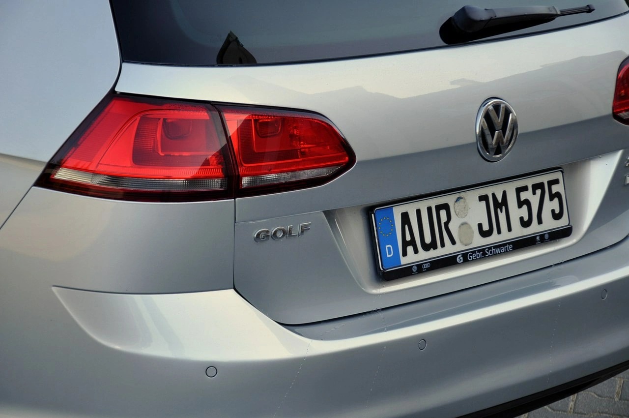 Volkswagen Golf - Zdjęcie 15
